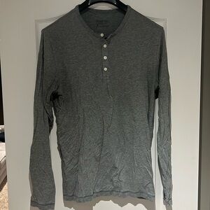 Patagonia Henley. Great. Men’s medium.
